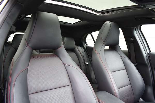 2015 Mercedes-Benz GLA-Class GLA250 X156