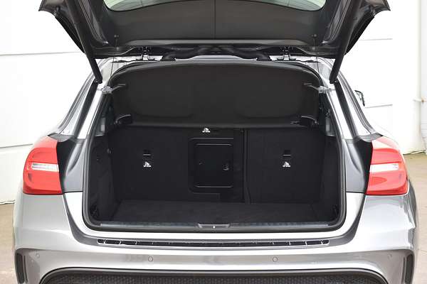 2015 Mercedes-Benz GLA-Class GLA250 X156