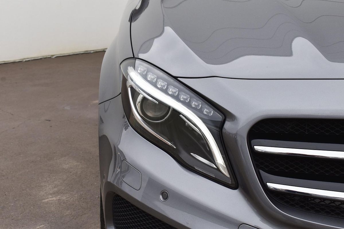 2015 Mercedes-Benz GLA-Class GLA250 X156