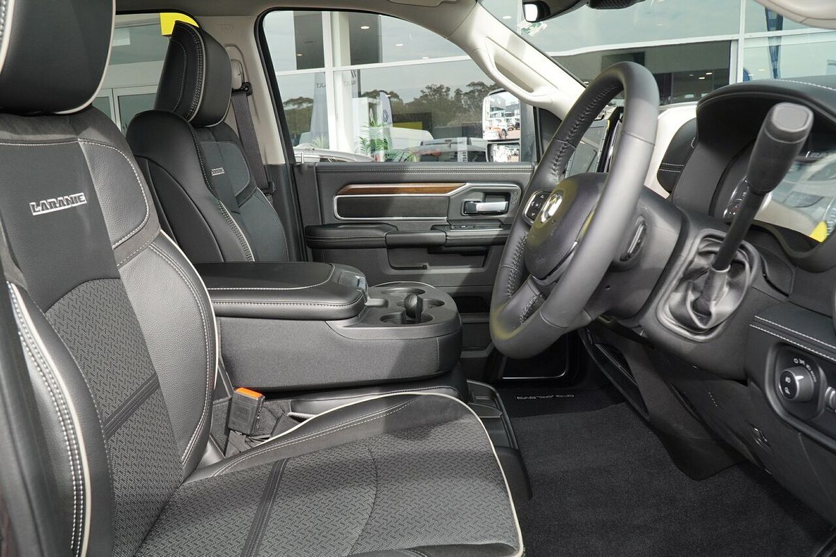 2024 RAM 2500 Laramie DJ 4X4