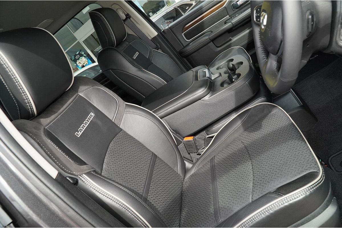 2024 RAM 2500 Laramie DJ 4X4