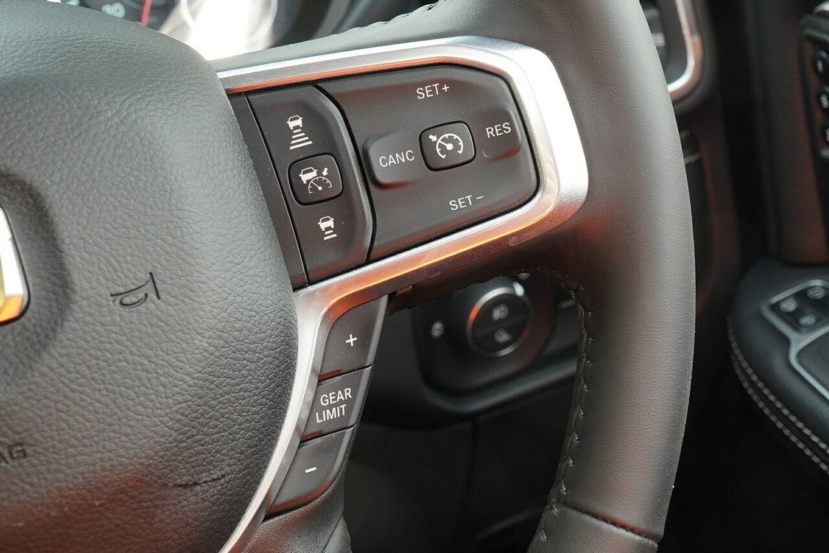 2024 RAM 2500 Laramie DJ 4X4