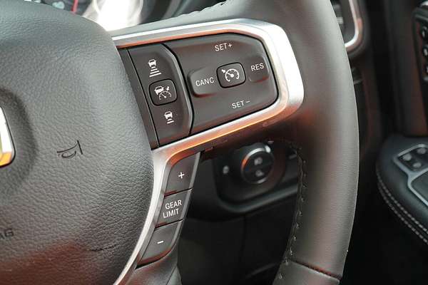 2024 RAM 2500 Laramie DJ 4X4