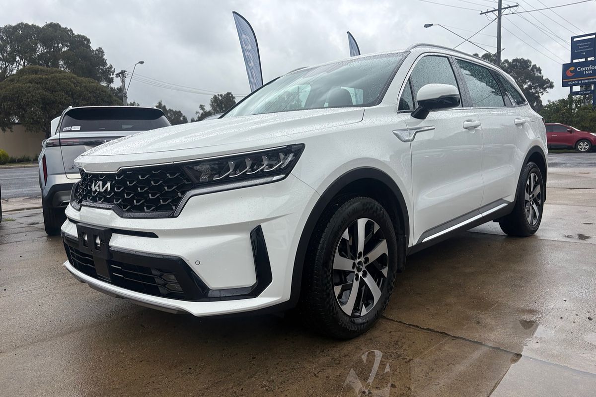 2023 Kia Sorento S MQ4