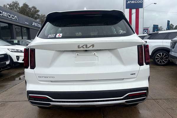 2023 Kia Sorento S MQ4