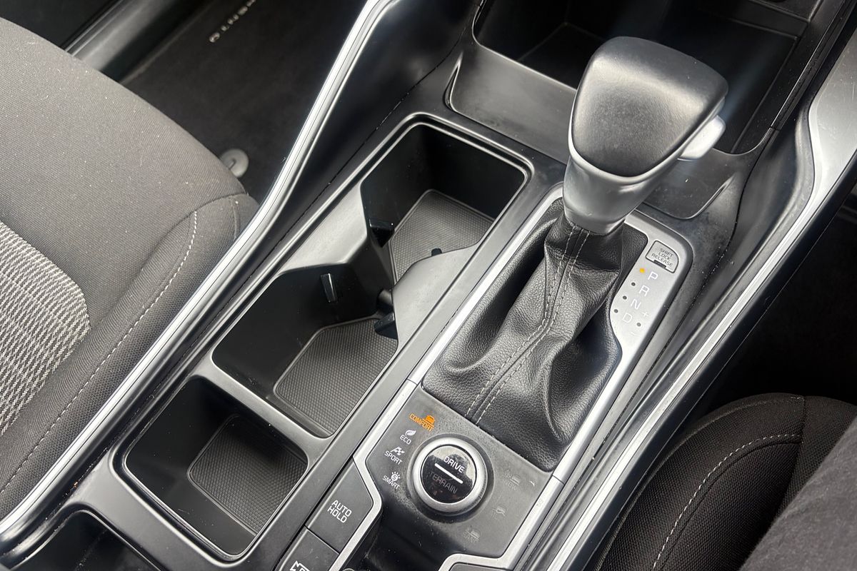 2023 Kia Sorento S MQ4