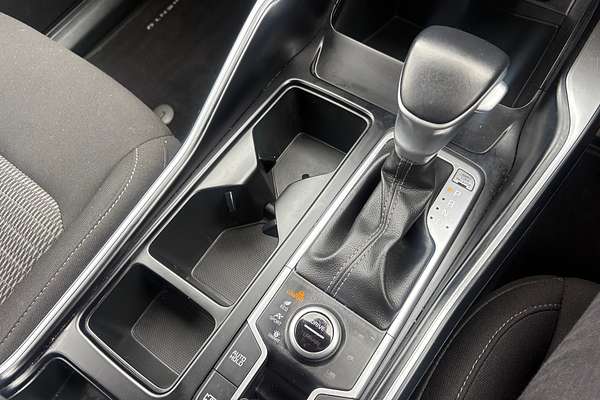 2023 Kia Sorento S MQ4