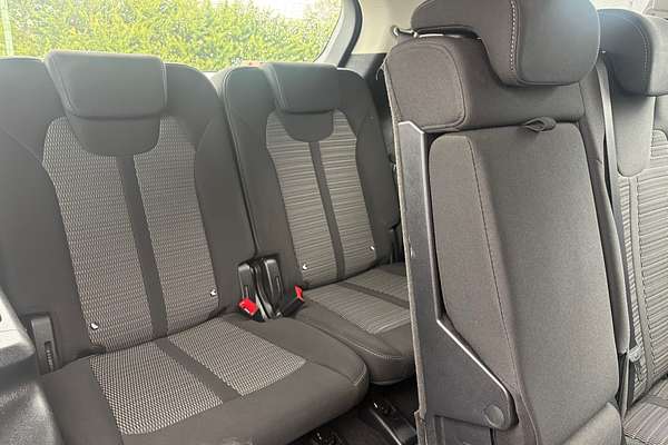2023 Kia Sorento S MQ4