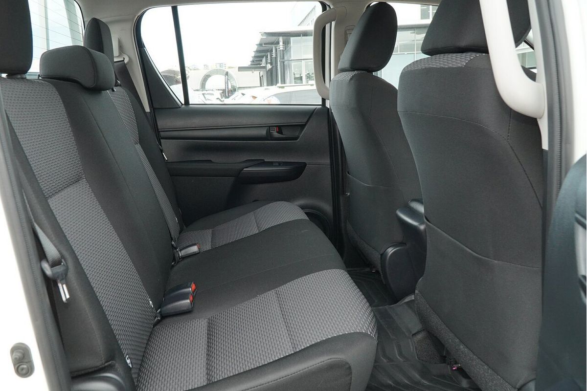 2024 Toyota Hilux Workmate GUN125R 4X4