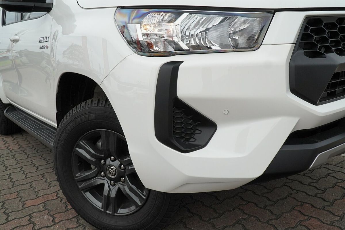 2024 Toyota Hilux SR 48V GUN126R 4X4