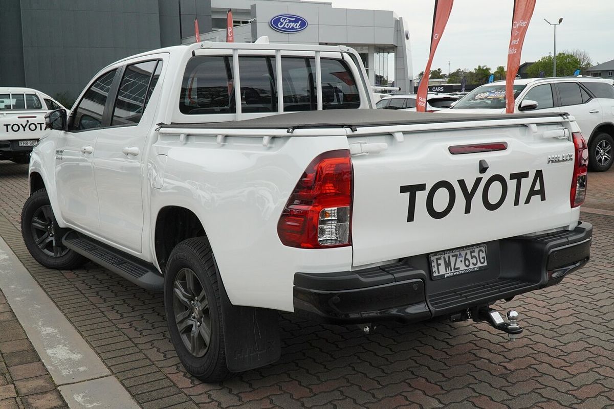 2024 Toyota Hilux SR 48V GUN126R 4X4