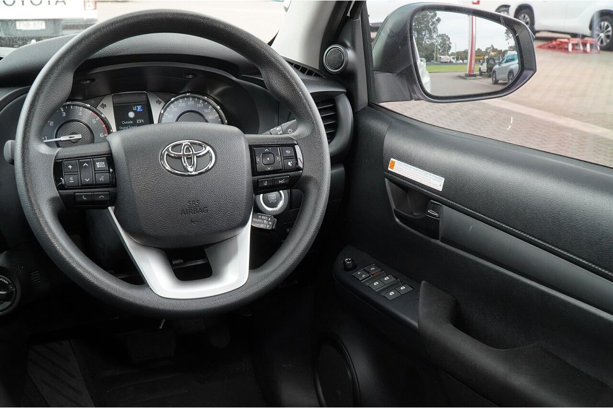 2024 Toyota Hilux SR 48V GUN126R 4X4