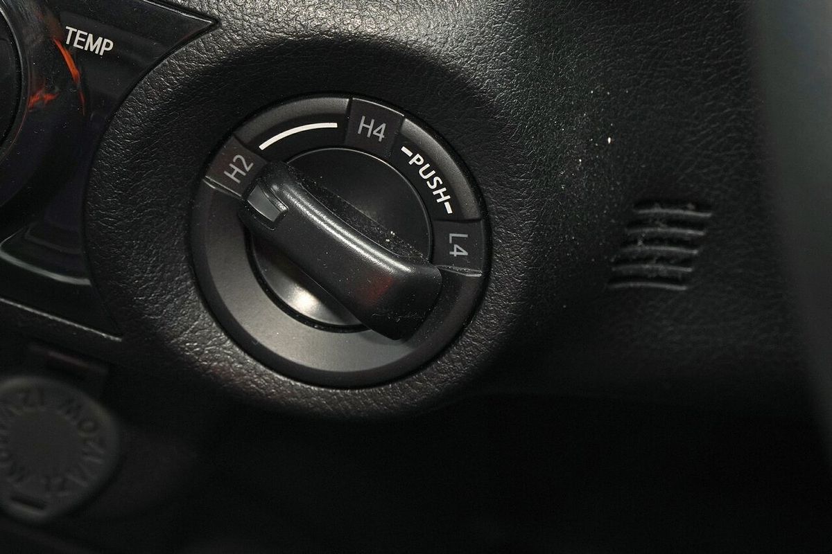 2024 Toyota Hilux SR 48V GUN126R 4X4