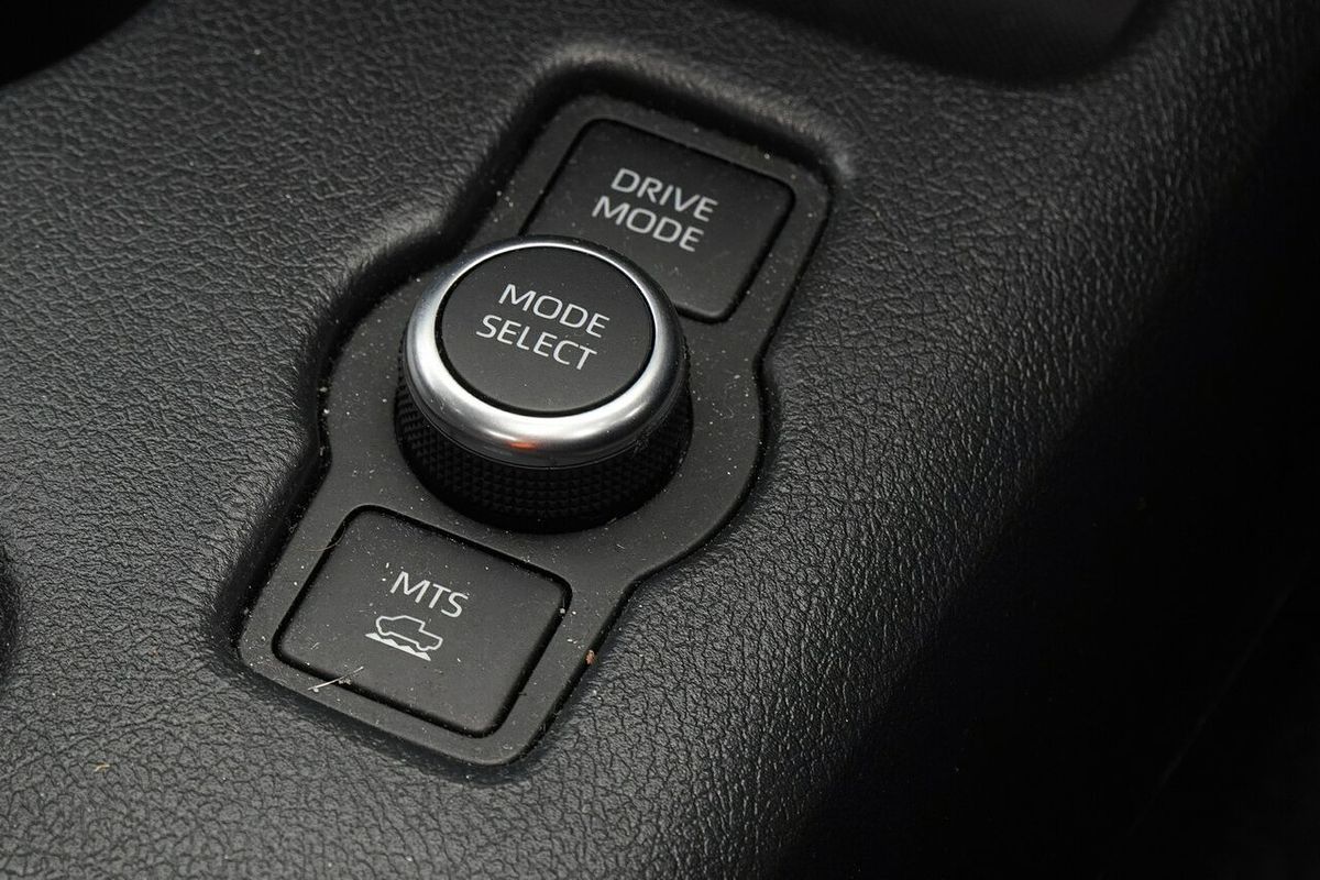 2024 Toyota Hilux SR 48V GUN126R 4X4