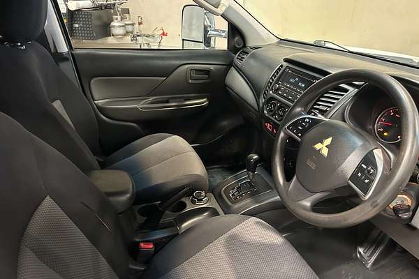 2015 Mitsubishi Triton GLX MQ 4X4
