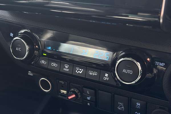 2021 Toyota Hilux SR5 GUN126R 4X4