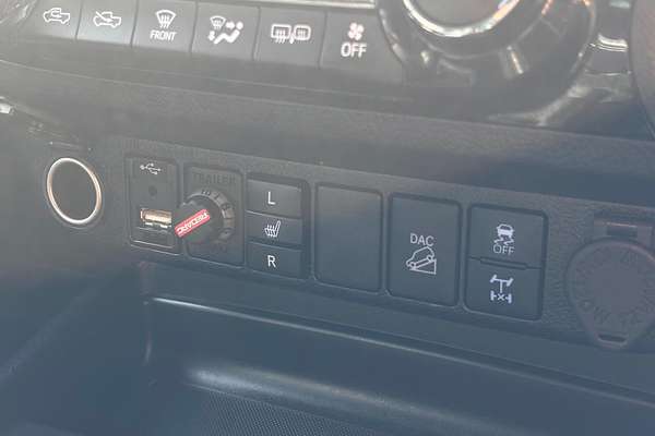 2021 Toyota Hilux SR5 GUN126R 4X4
