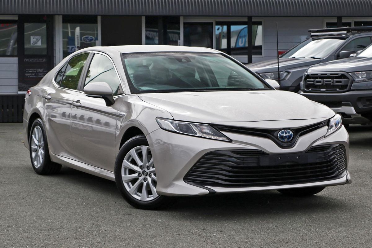 2020 Toyota Camry Ascent AXVH70R