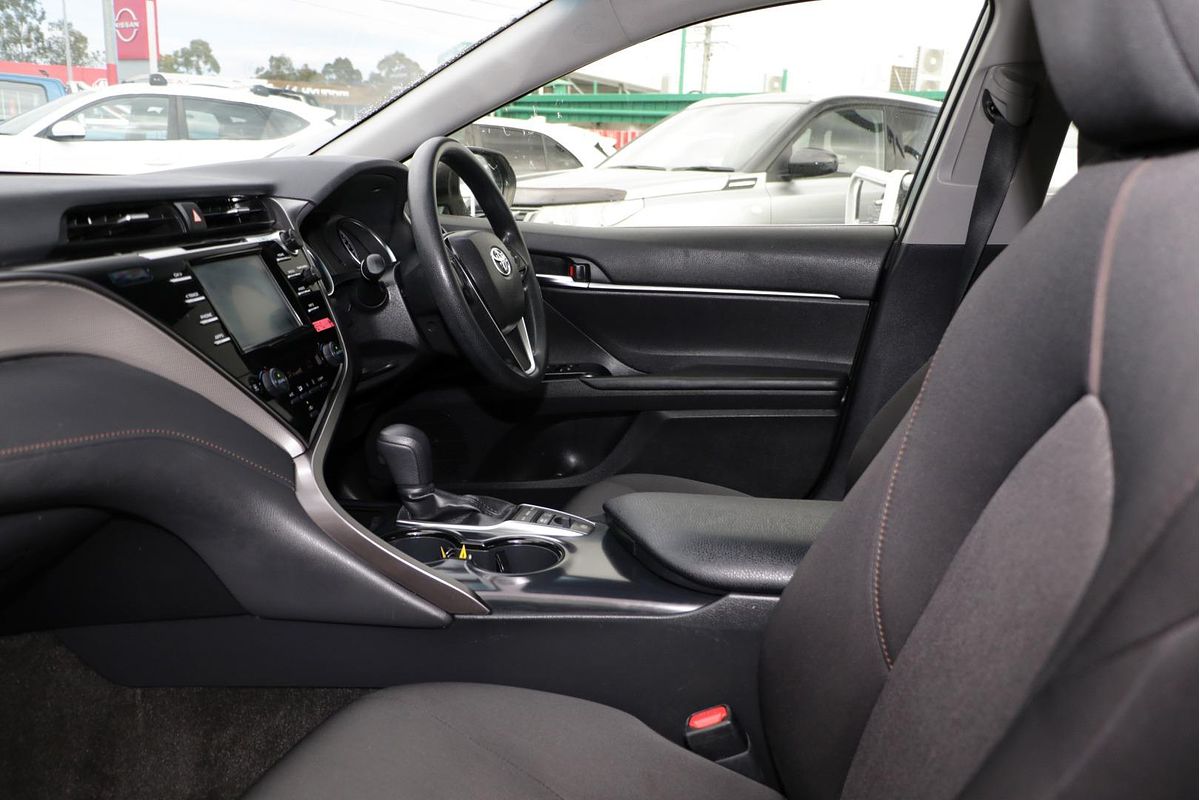 2020 Toyota Camry Ascent AXVH70R