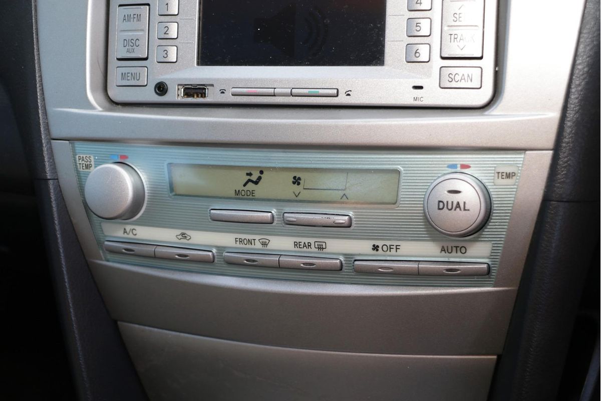 2011 Toyota Camry Altise ACV40R