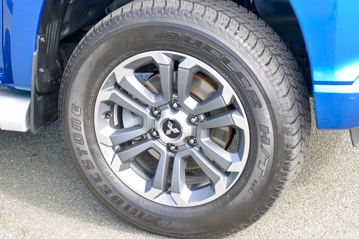 2021 Mitsubishi Triton GLS MR 4X4