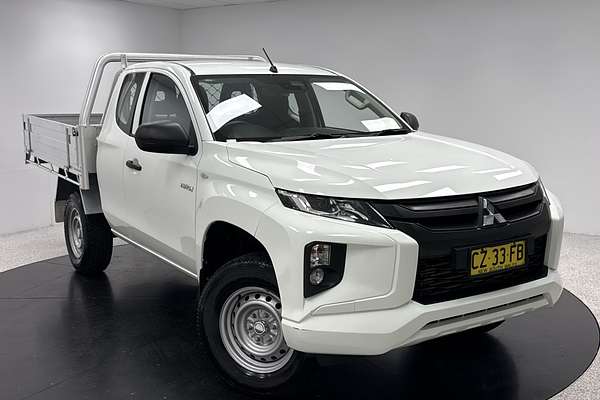 2020 Mitsubishi Triton GLX ADAS MR 4X4
