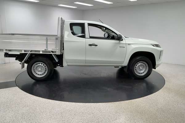 2020 Mitsubishi Triton GLX ADAS MR 4X4