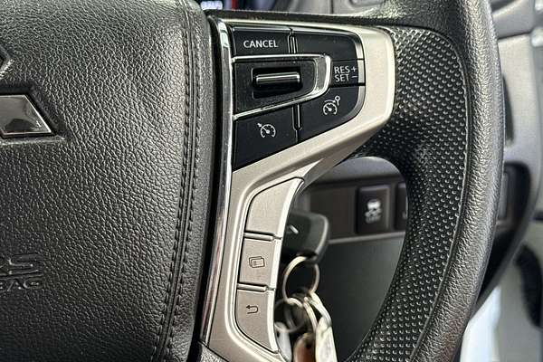 2020 Mitsubishi Triton GLX ADAS MR 4X4