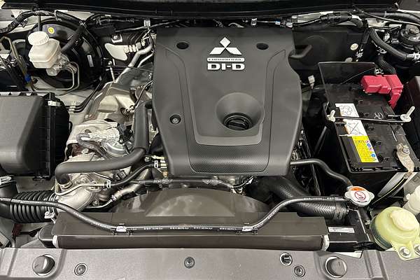 2020 Mitsubishi Triton GLX ADAS MR 4X4