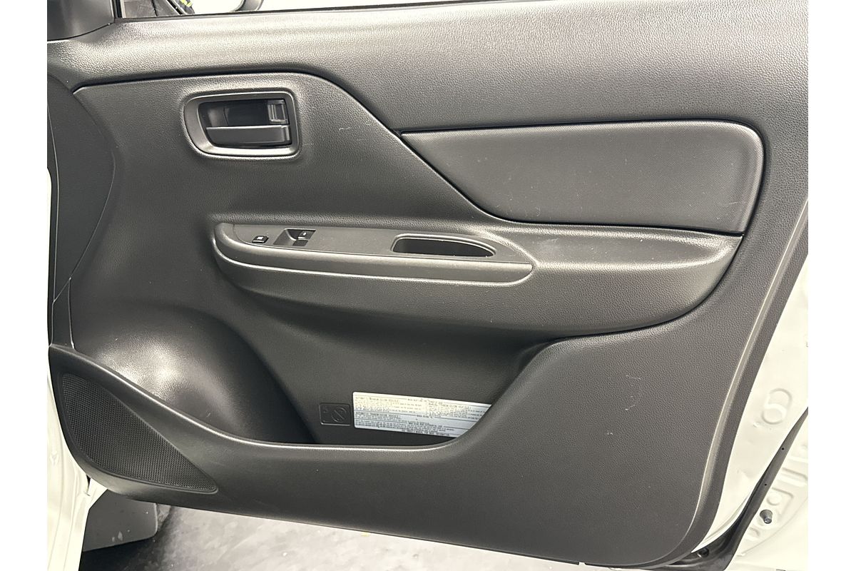 2020 Mitsubishi Triton GLX ADAS MR 4X4