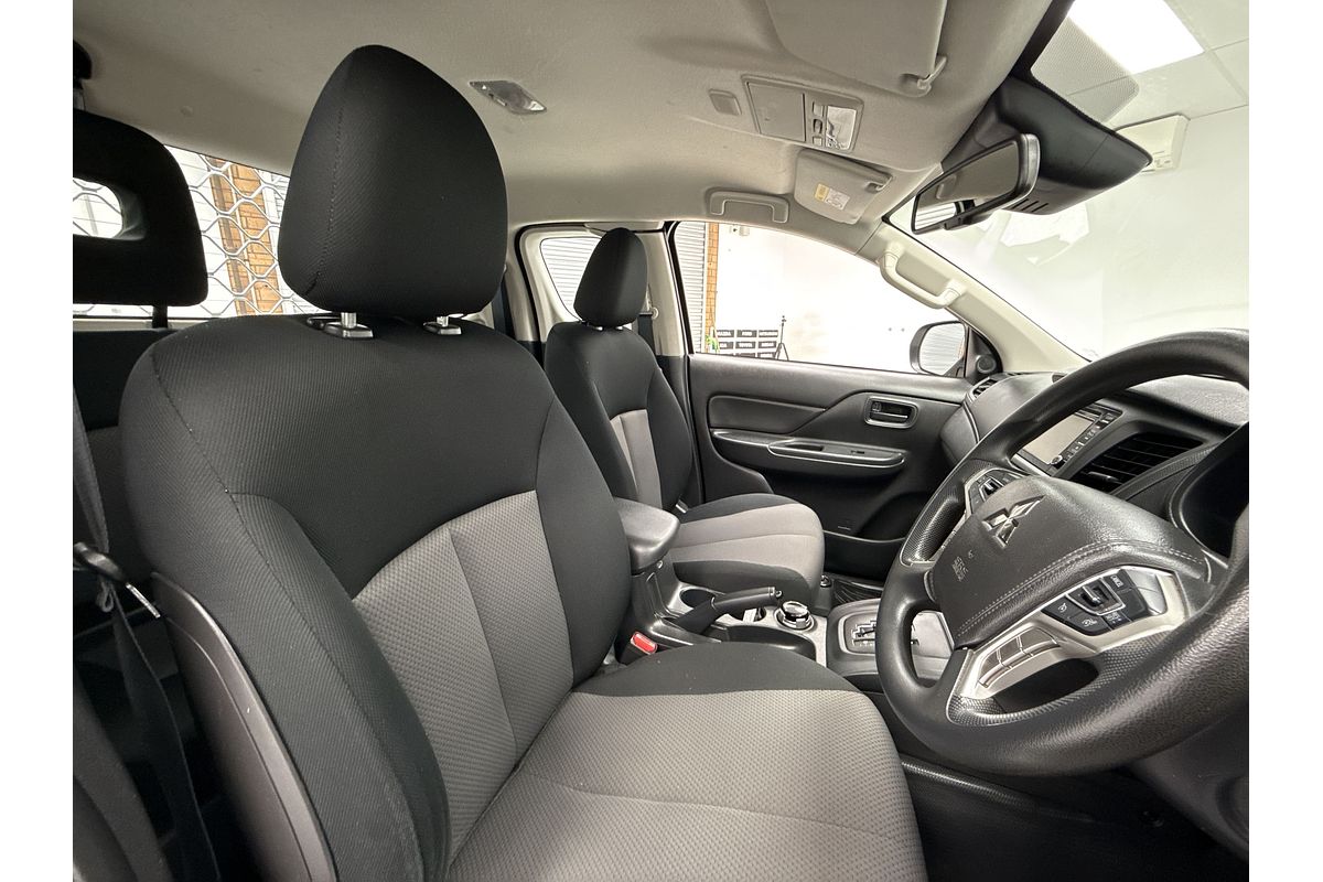 2020 Mitsubishi Triton GLX ADAS MR 4X4
