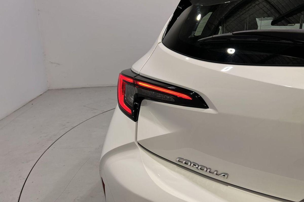 2023 Toyota Corolla Ascent Sport Hybrid ZWE219R