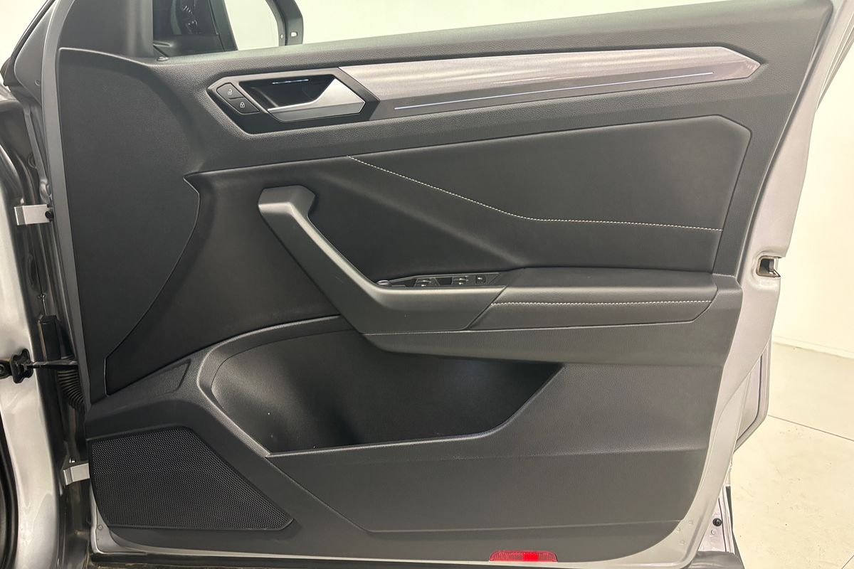 2022 Volkswagen T-Roc 110TSI Style D11