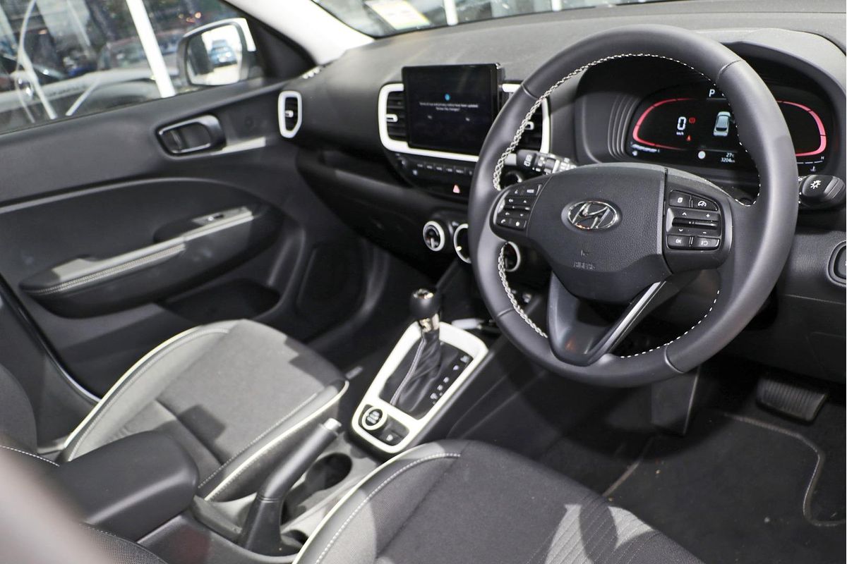 2024 Hyundai Venue Elite QX.V5