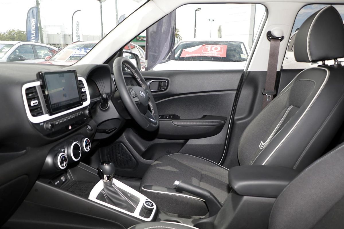 2024 Hyundai Venue Elite QX.V5