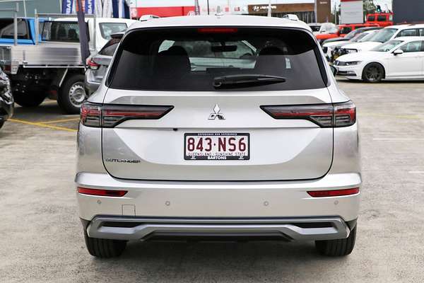 2025 Mitsubishi Outlander LS ZM