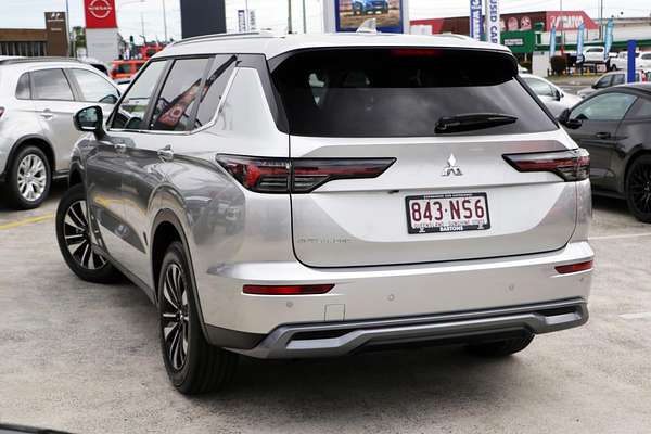 2025 Mitsubishi Outlander LS ZM