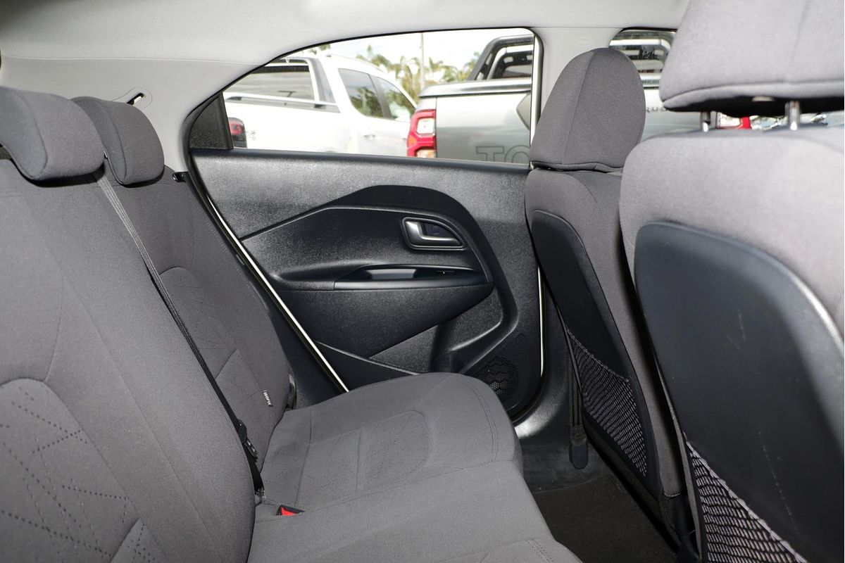 2013 Kia Rio S UB