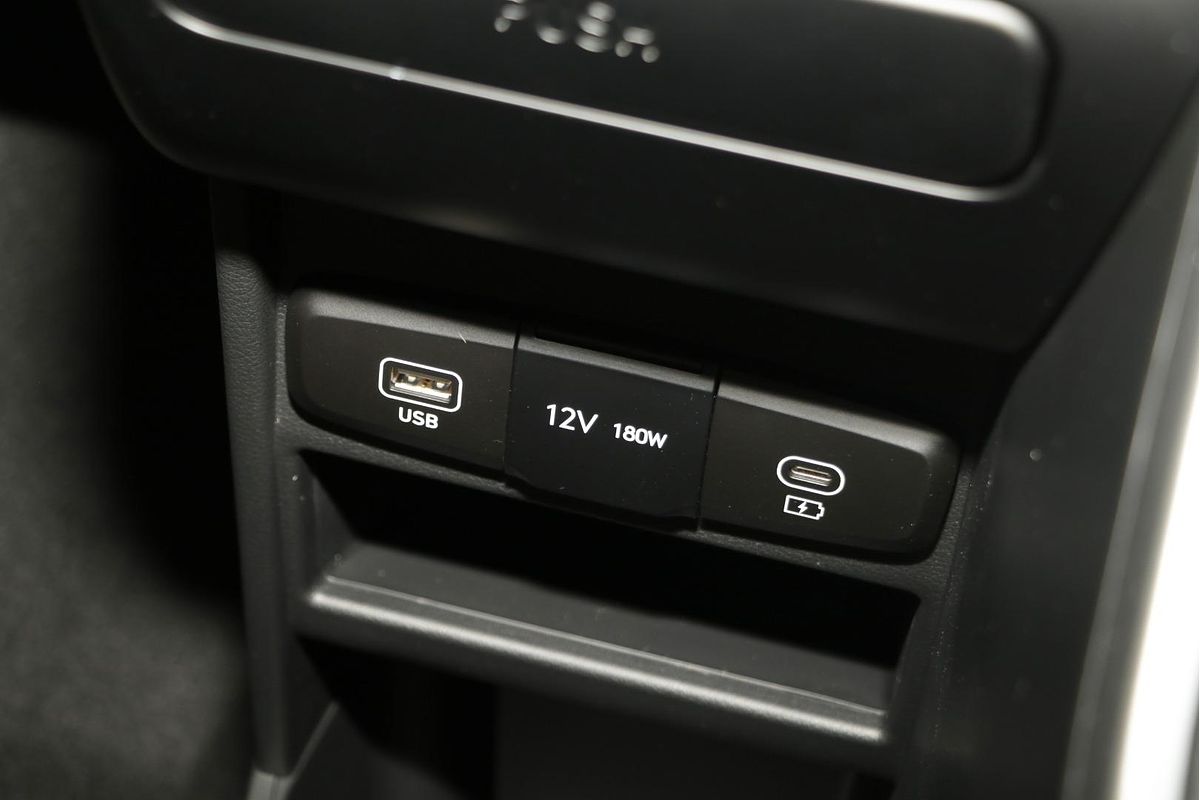 2025 Hyundai STARIA LOAD US4.V3
