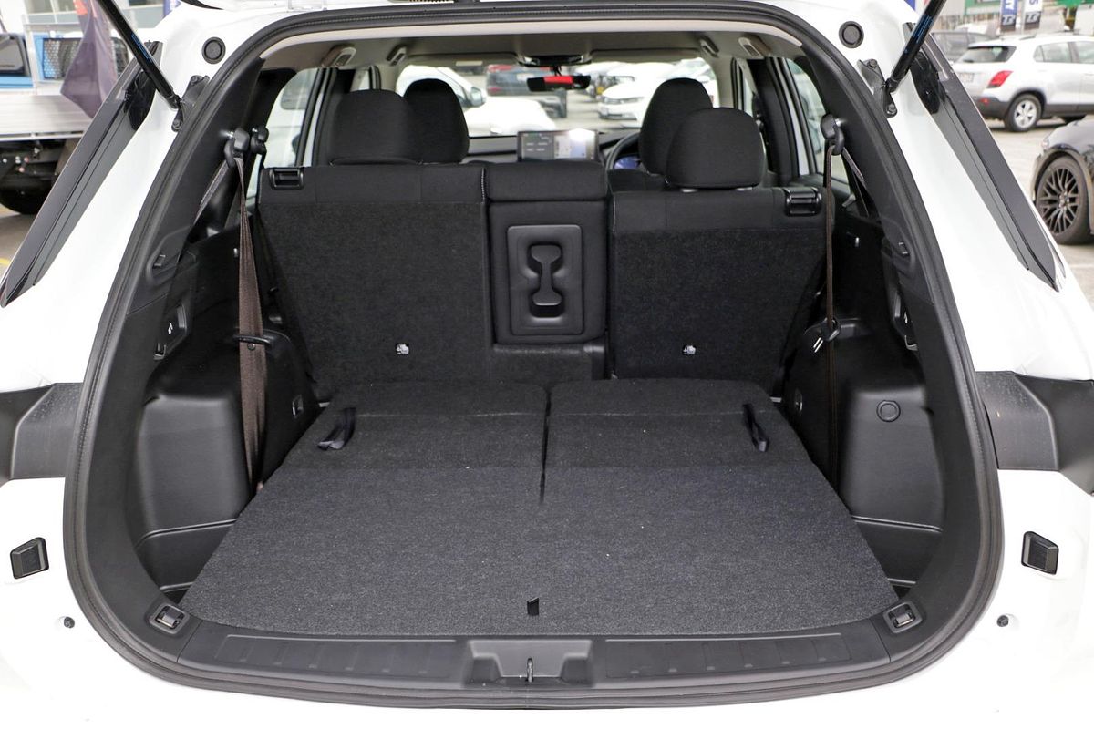 2025 Mitsubishi Outlander ES ZM