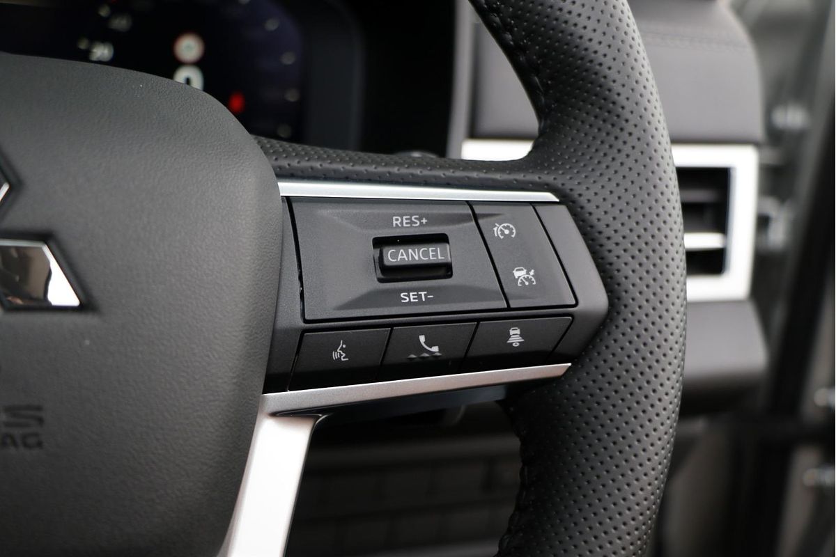 2025 Mitsubishi Outlander LS ZM