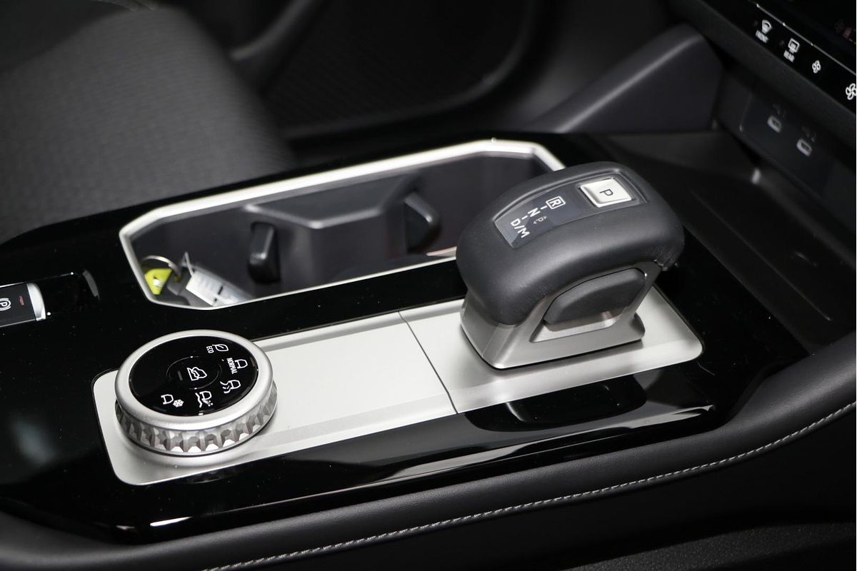 2025 Mitsubishi Outlander LS ZM
