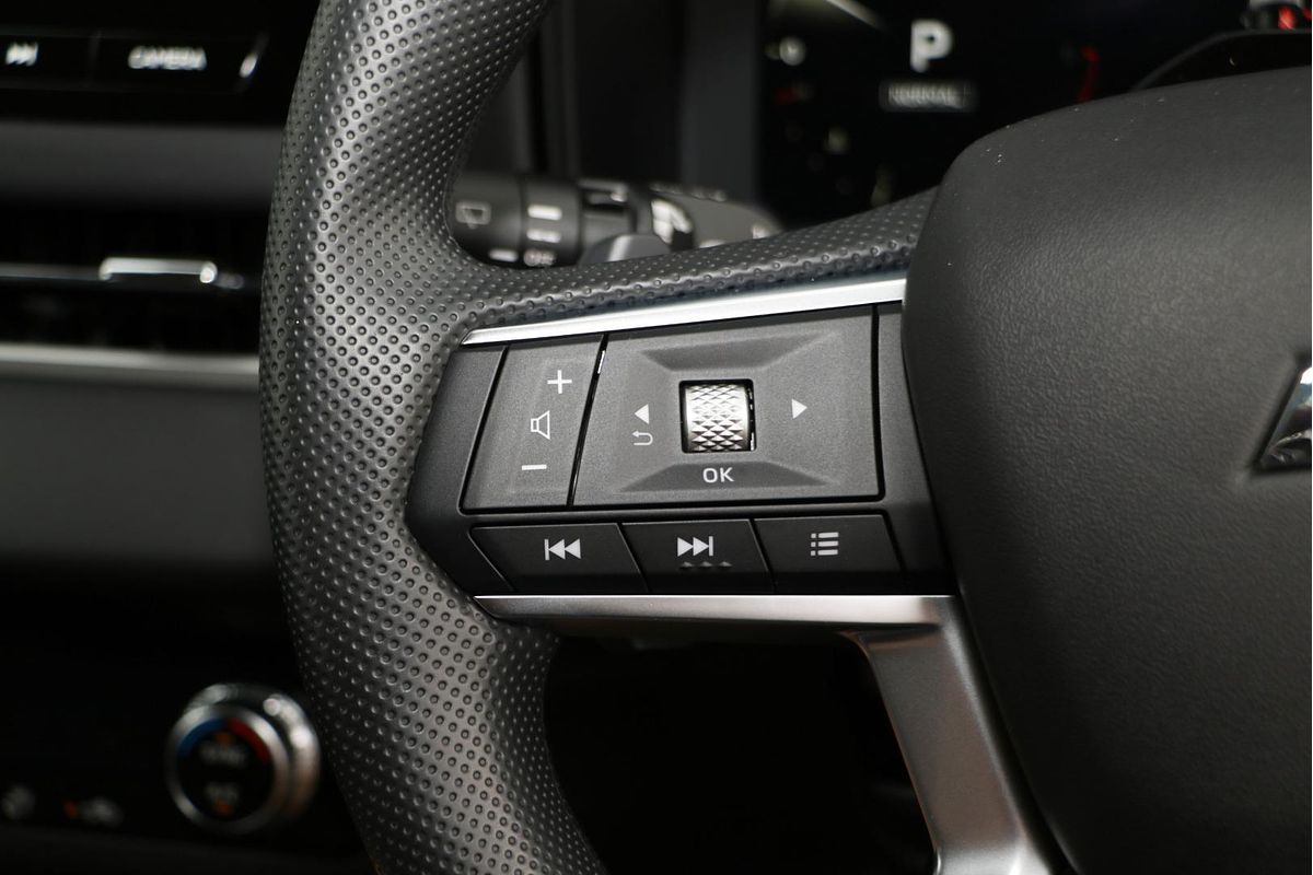 2025 Mitsubishi Outlander ES ZM
