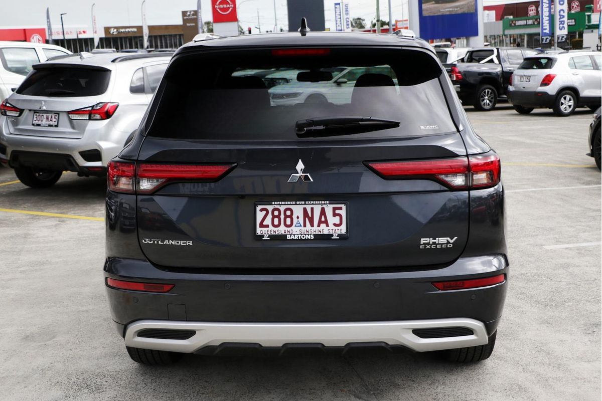 2025 Mitsubishi Outlander PHEV Exceed Tourer ZM
