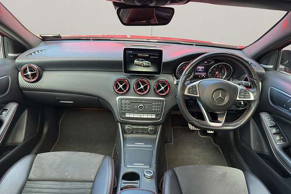 2015 Mercedes-Benz A-Class A250 SPORT 4M 2.0P/4