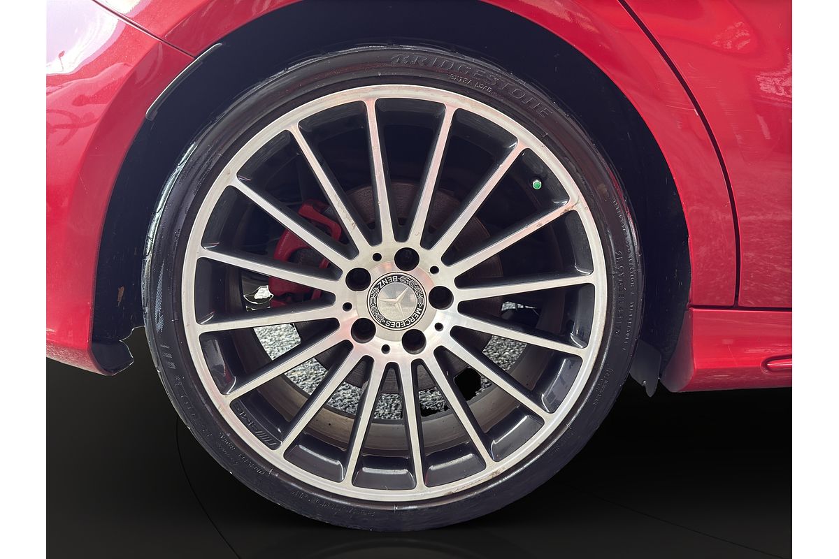 2015 Mercedes-Benz A-Class A250 SPORT 4M 2.0P/4