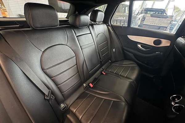 2016 Mercedes-Benz C-Class C200 d S205