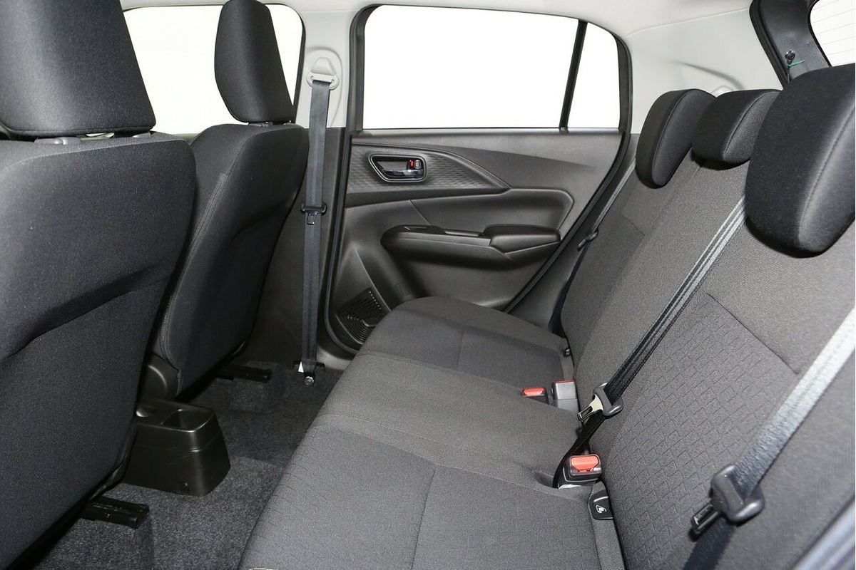 2024 Suzuki Swift Hybrid UZ
