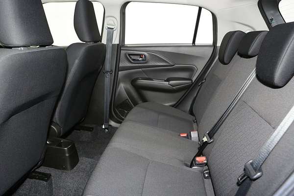 2024 Suzuki Swift Hybrid UZ