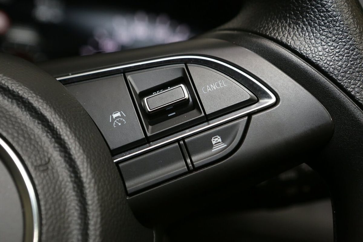 2024 Suzuki Swift Hybrid UZ